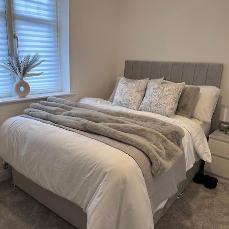 Cosy Ensuite Bedroom I 5Min Walk From Bramall Lane Stadium Sheffield Exterior foto