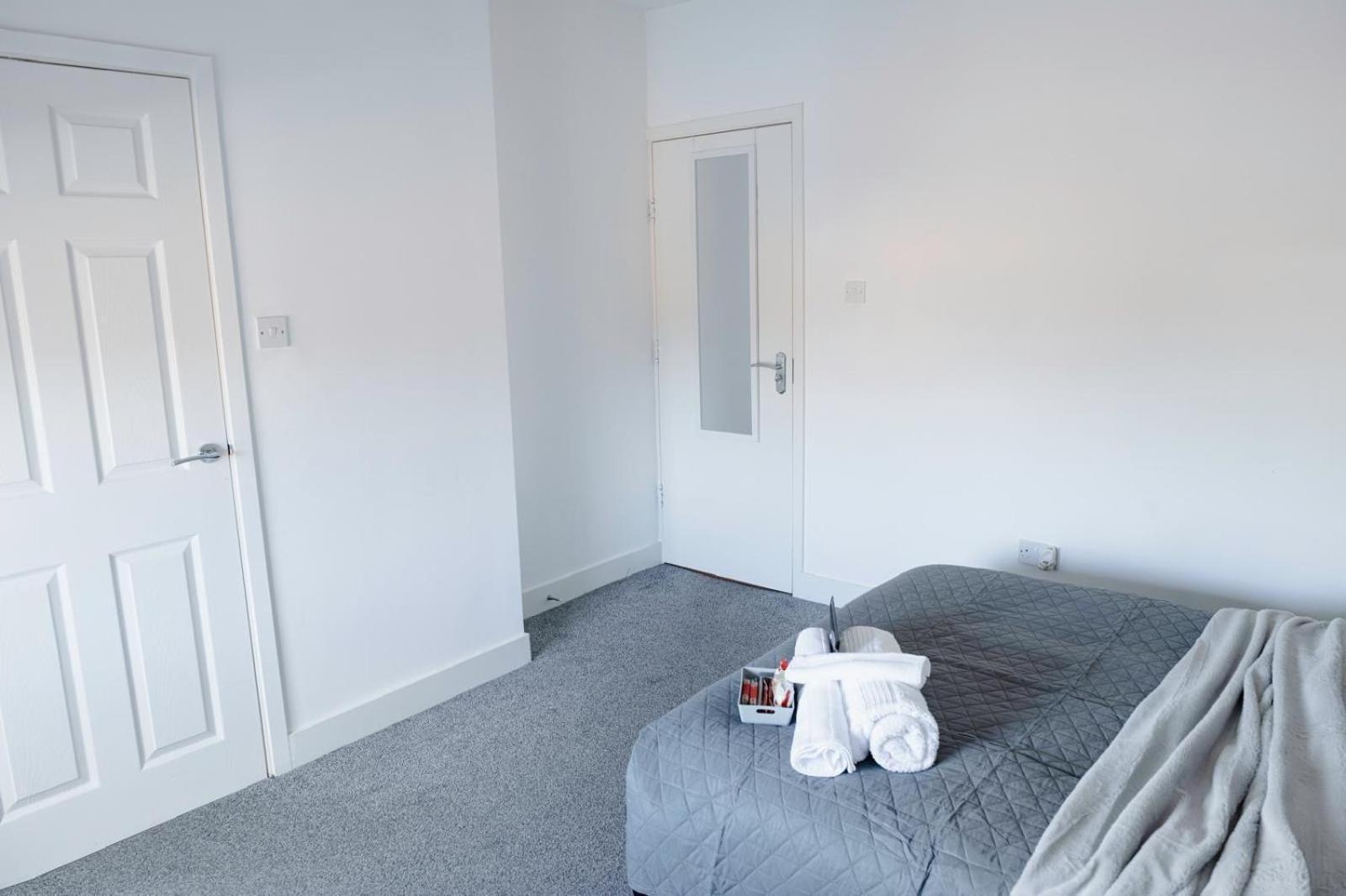 Cosy Ensuite Bedroom I 5Min Walk From Bramall Lane Stadium Sheffield Exterior foto
